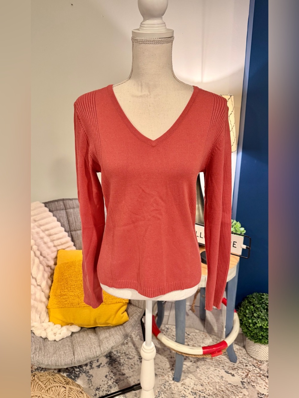 Fashion Bug Coral Ribbed V-Neck Sweater M